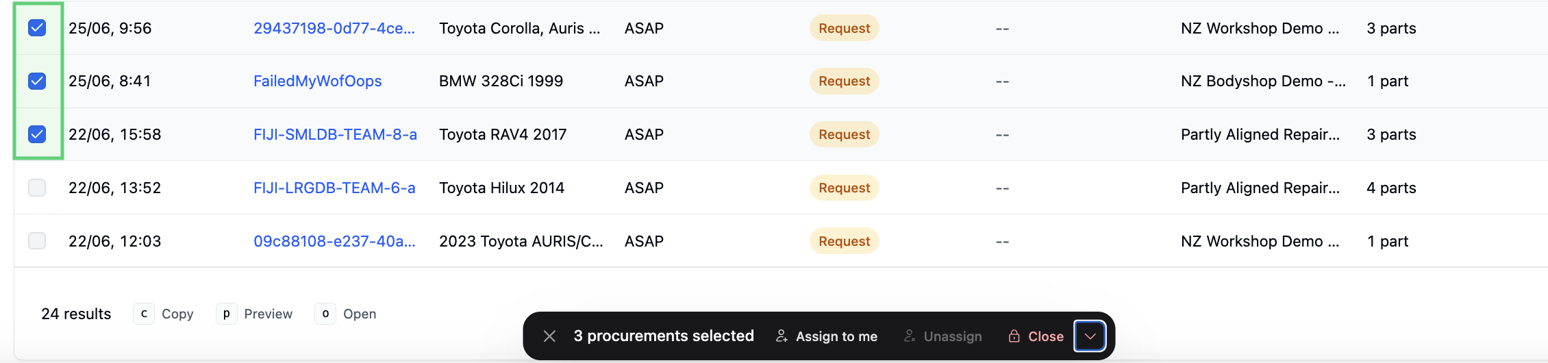 Three rows selected via their checkboxes, with the bulk-action bar showing 3 procurements selected, Assign to me, Unassign and Close